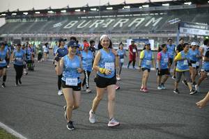 BIB: 5259
                            <button type="button" onclick="openModal(10465451)" class="btn btn-primary btn-sm float-right btn-popup" data-toggle="modal" data-target=".modal-high-quality">
                        <i class="fas fa-shopping-cart"></i> Add to Cart
                    </button>
                                            <button type="button" onclick="isThisMe(10465451, true)" class="btn btn-success btn-sm float-right btn-popup btn-isme hidden" data-toggle="tooltip" data-placement="bottom" title="นี่คือรูปของคุณใช่ไหม คลิกที่นี่เพื่อเอาเข้าอัลบั้ม">
                        <i class="fas fa-plus"></i> Add to album
                    </button>
                    <button type="button" onclick="isThisMe(10465451, false)" class="btn btn-warning btn-sm float-right btn-popup btn-isnotme hidden">
                        <i class="fas fa-ban"></i> Remove from album
                    </button>